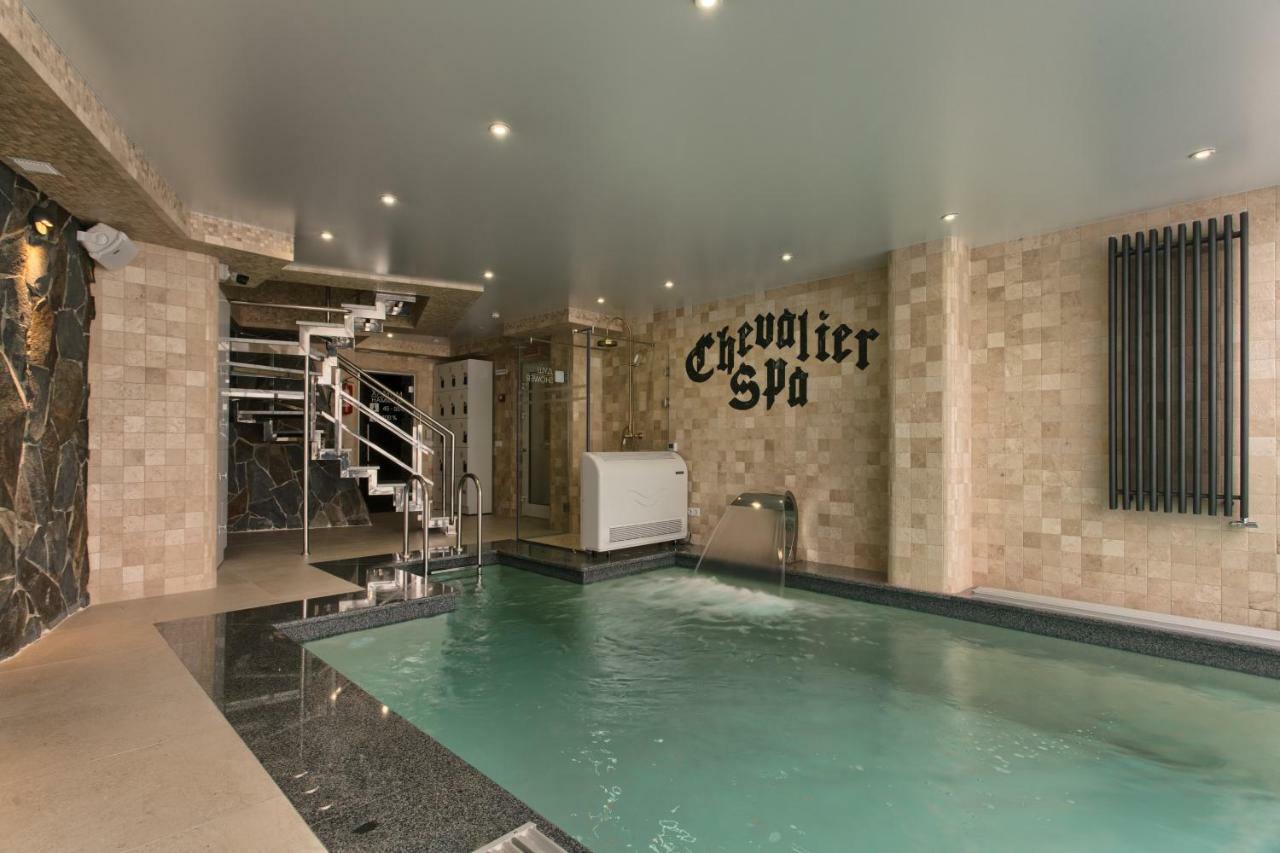 Chevalier Hotel&SPA Boekovel Buitenkant foto
